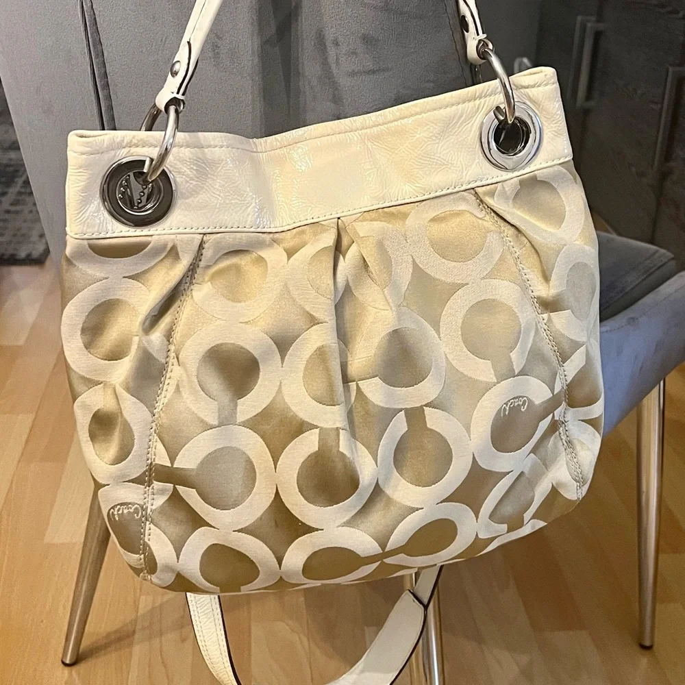 Coach champagne colored Crossbody - Picture 5 of 7